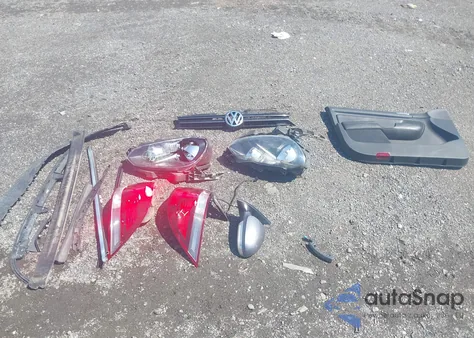 2014 Volkswagen Jetta Sportwagen 2.0L Tdi from USA, damaged, VIN 3VWPL7AJ1EM601733